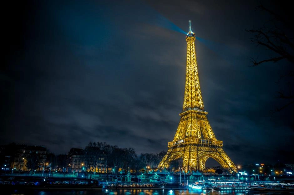 Sự thật thú vị về 7 công trình nổi tiếng thế giới 8 công trình nổi tiếng thế giới